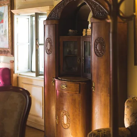 Na Trojici - Velky Апартаменты *