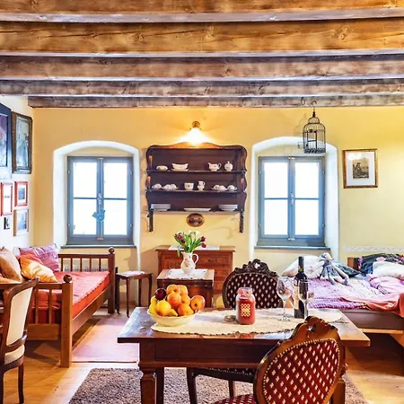 Апартаменты Na Trojici - Velky